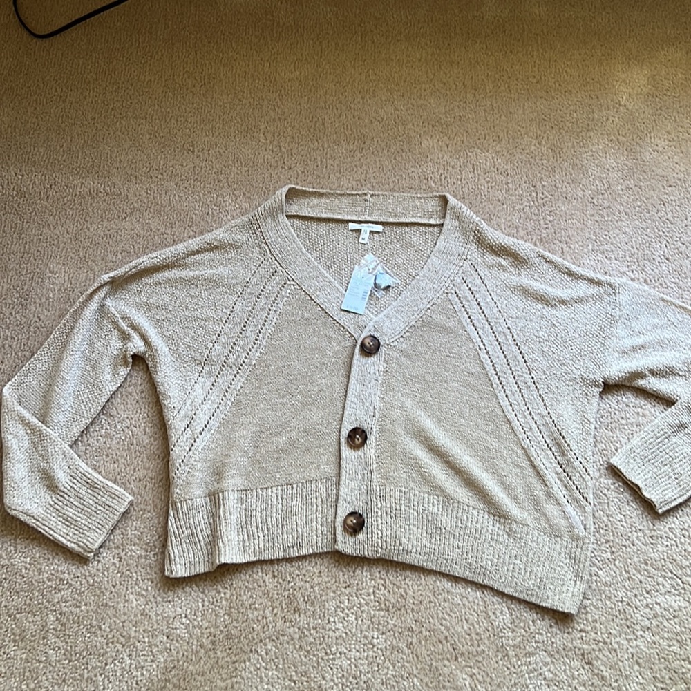 Final Price! NWT Maurices Cardigan sweater. M. Cream crop sweater.
